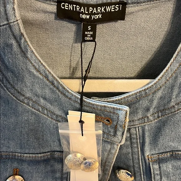 Central Park west Nevada girly collarless denim jacket - NWT sz s - Picture 3 of 6